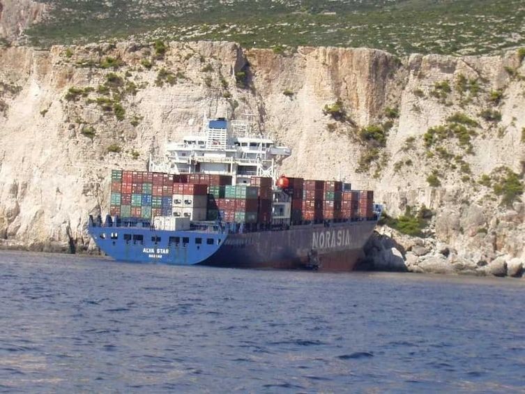 container ship crashes.jpg
